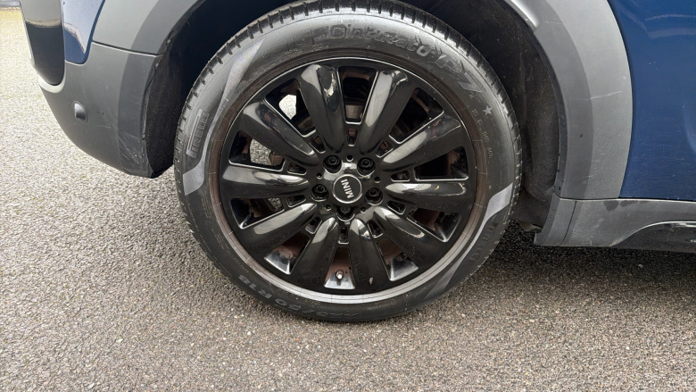 MINI Countryman 1.5 Cooper 5dr Auto [Chili/Nav+ Pack] Petrol Hatchback